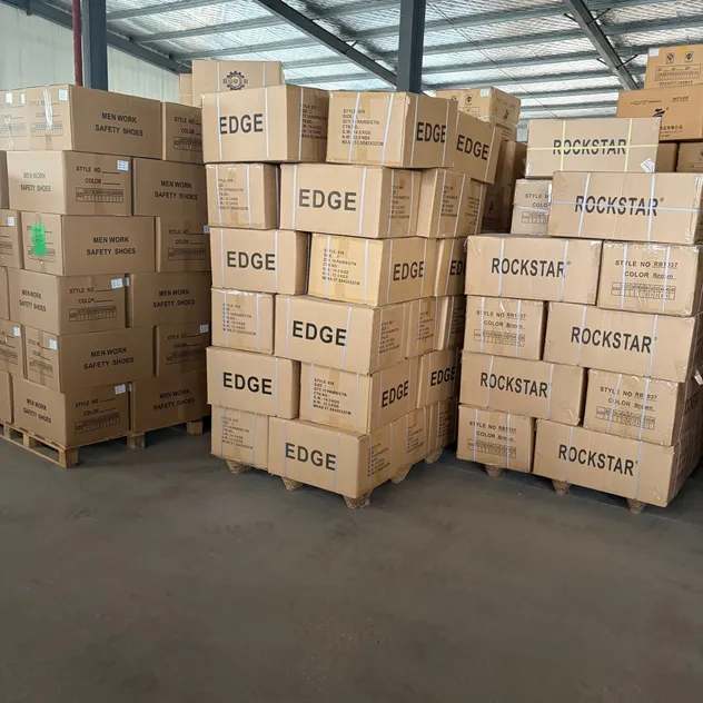 Proceso de envío de botas de trabajo