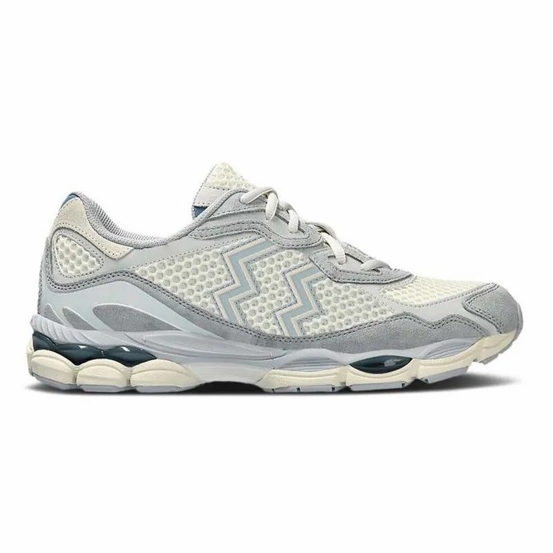 Zapatillas deportivas para hombres de uso diario en crema y plata, ideales para actividades al aire libre
