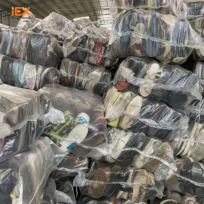 Exportación a granel de zapatos de tacón alto usados para mujeres en el Reino Unido