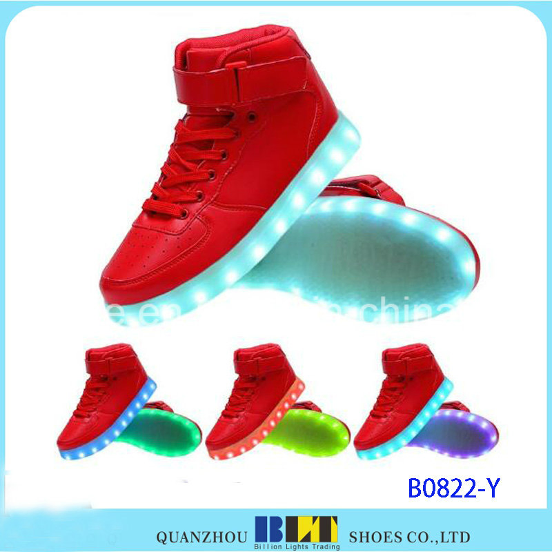 Nuevos zapatos LED ligeros casuales para mujeres y hombres