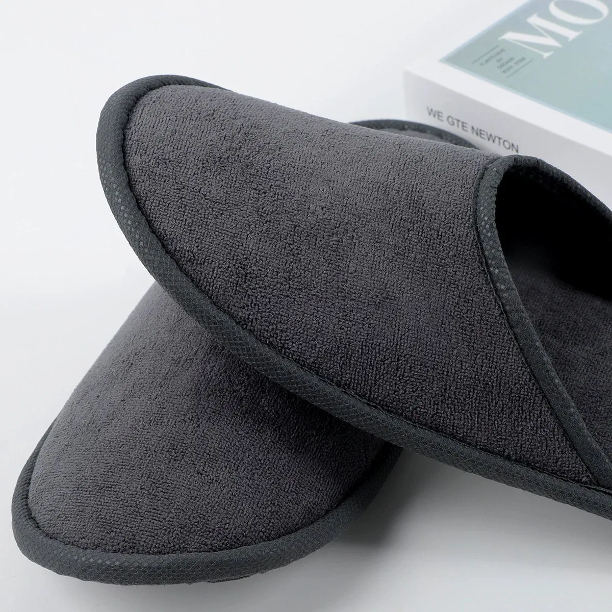 Zapatillas de hotel personalizadas con logo EVA baratas desechables para baño de hotel