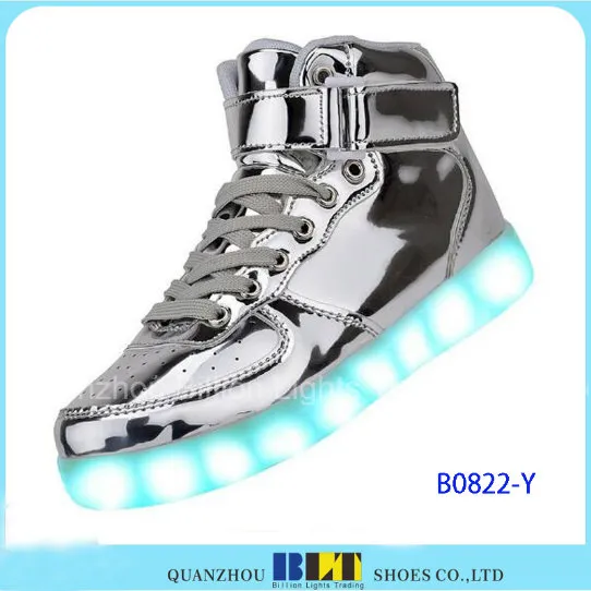 Nuevos zapatos LED ligeros casuales para mujeres y hombres