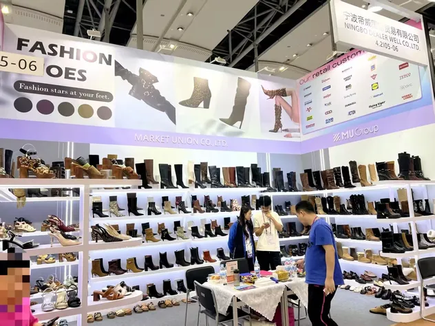 Zapatos de vestir de negocios para hombres de talla grande, zapatos casuales para hombres, zapatos versátiles para bodas