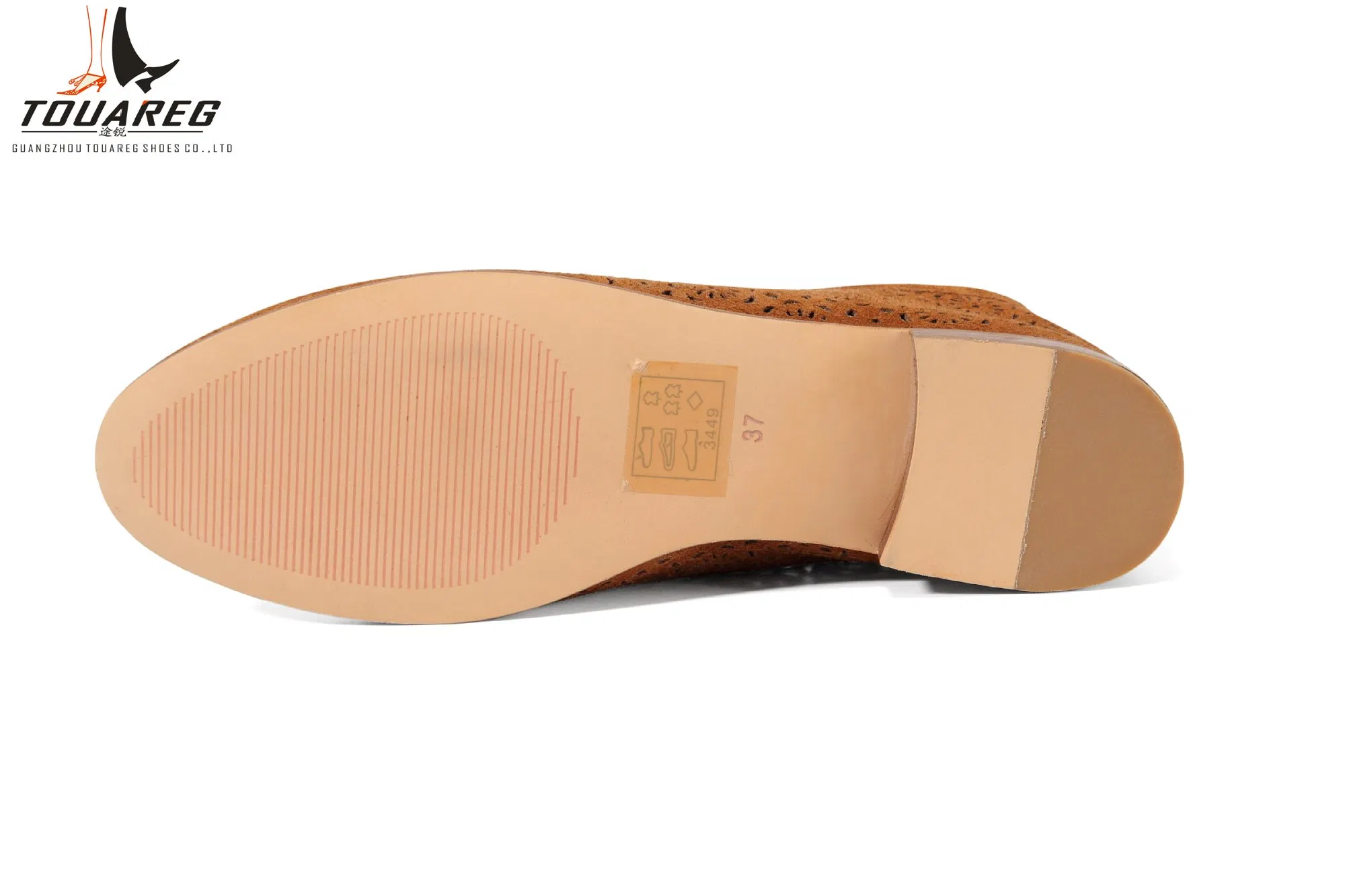 Listo para enviar cómodos zapatos casuales de cuero genuino, mocasines tallados