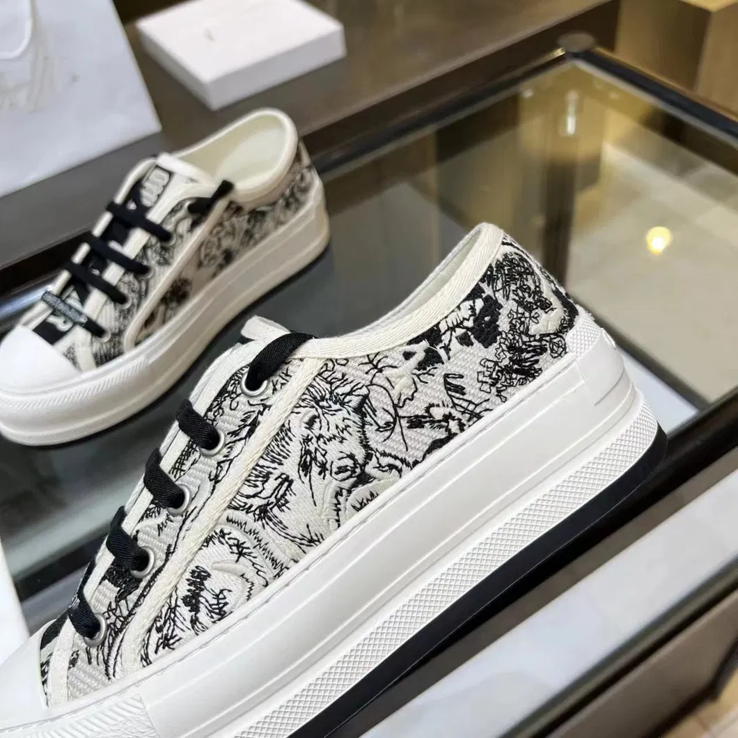 Zapatos de lona de lujo bordados para adultos
