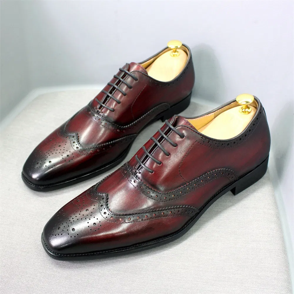 Zapatos de vestir de cuero para hombres, estilo oxford, con punta alada y brogue