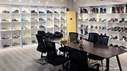 Equipos de fabricación zapatos de trabajo
