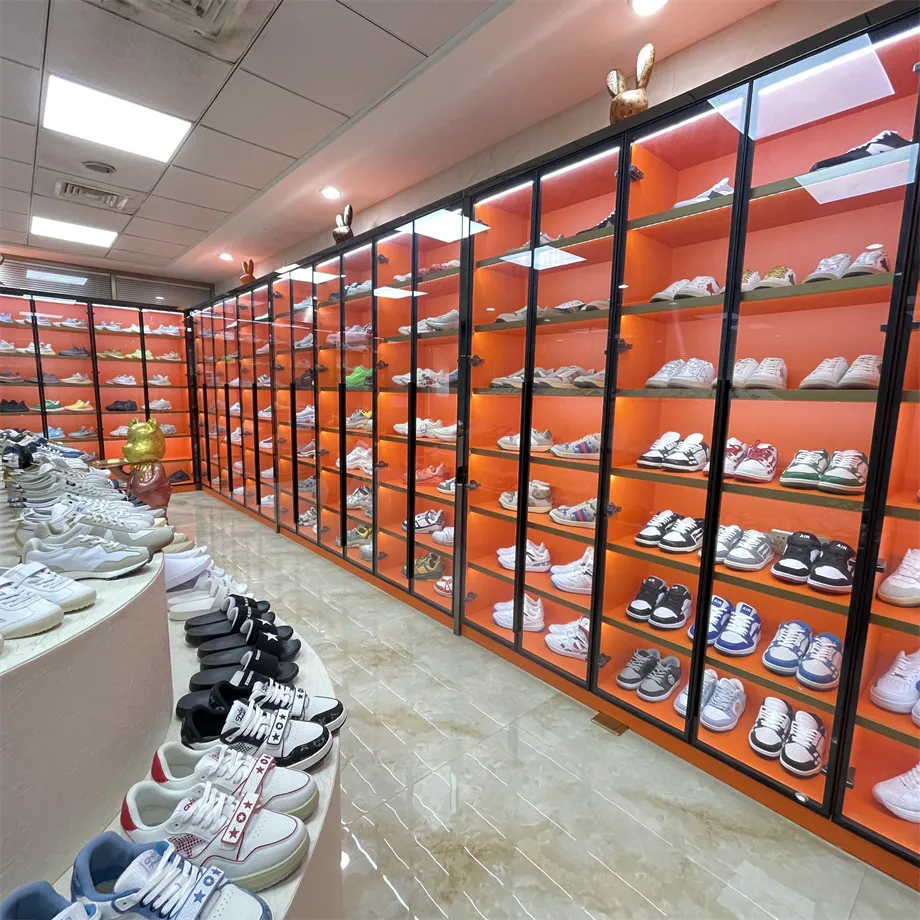 Zapatillas de diseñador, sandalias de lujo, zapatos para hombres y mujeres, plataformas grabadas, zapatillas clásicas