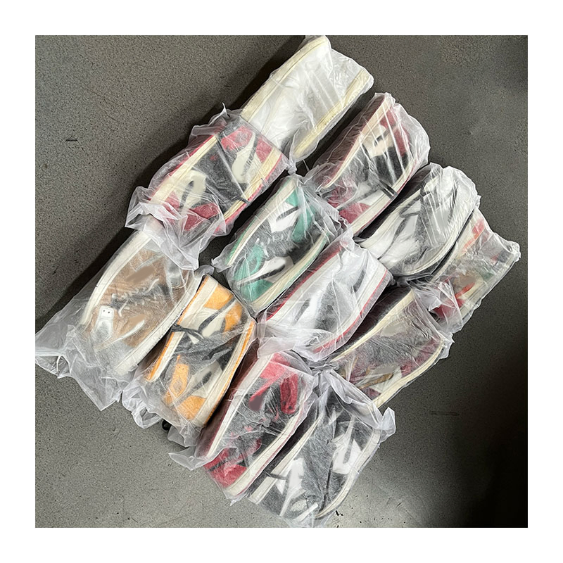 Zapatos de cuero usados para hombres y mujeres, tacones altos, running, patinaje, deportes, venta al por mayor de marcas reconocidas, internacional, Reino Unido