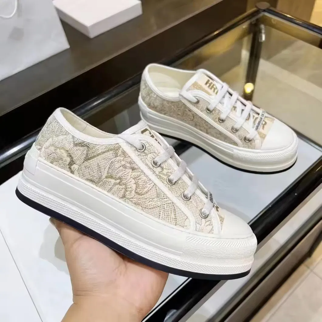 Zapatos de lona de lujo bordados para adultos