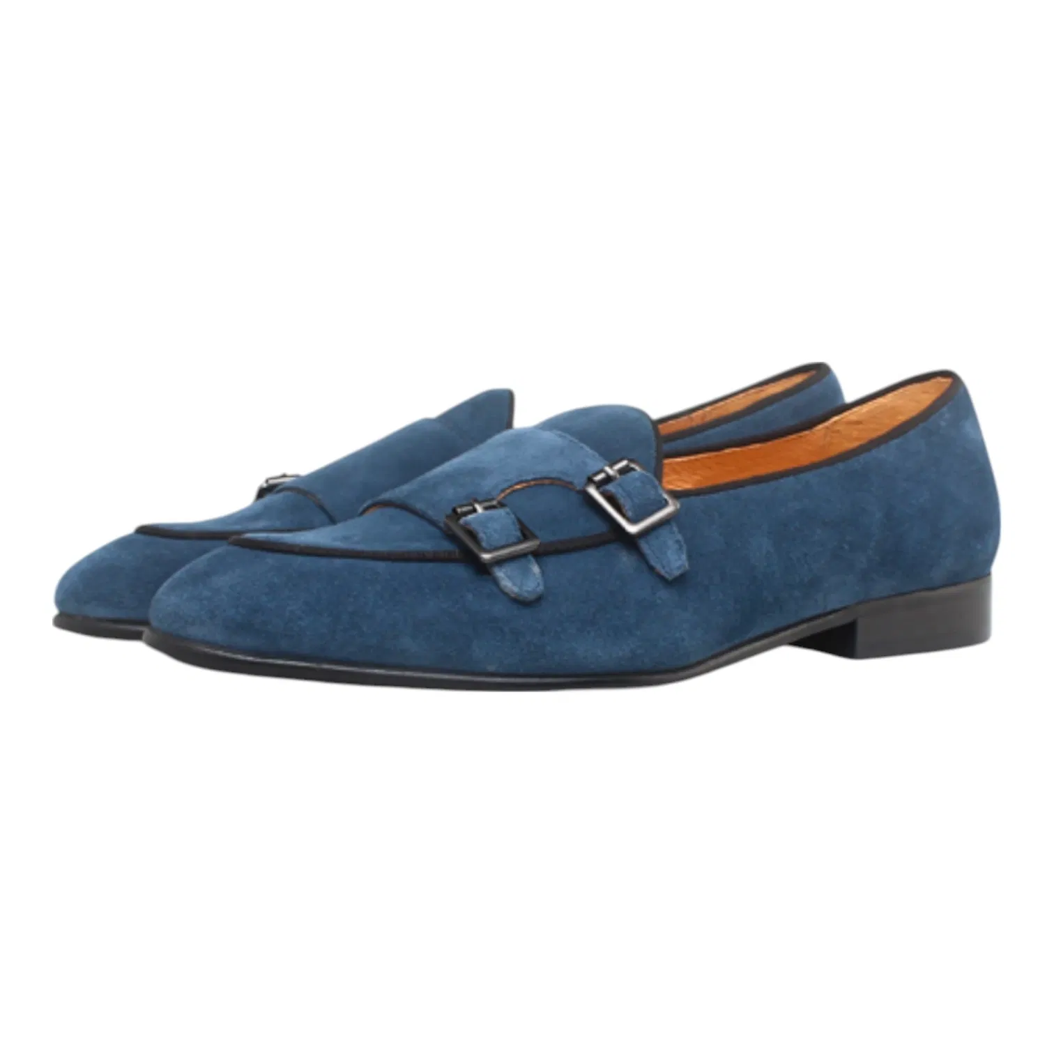 Zapatos de vestir de cuero con acabado mate hechos a mano que ofrecen un aspecto único y elegante