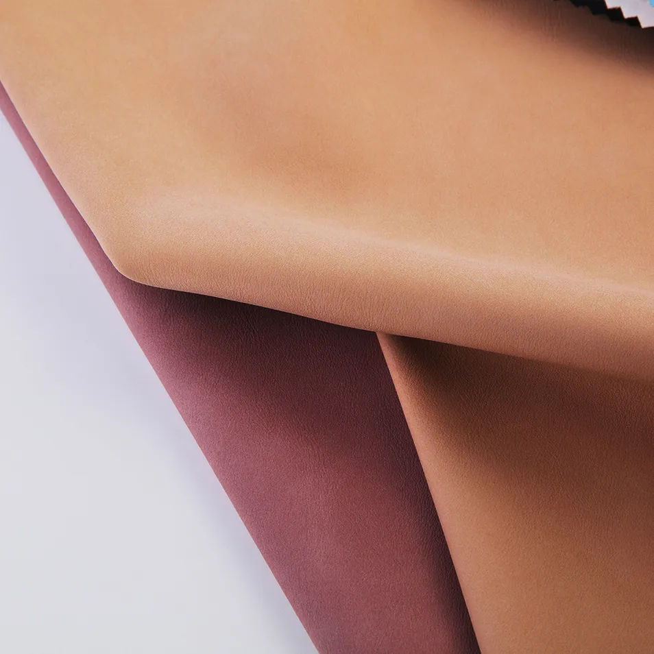 Muestra gratuita de tela de cuero sintético ecológico de material artificial, hecho en China para sillas, zapatos, bolsos, asientos de coche y tapicería
