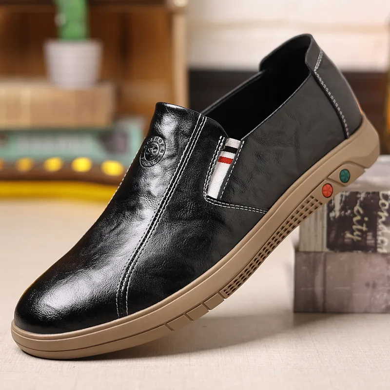 Mocasines de cuero sintético para hombres, zapatos de suela de goma, sin cordones