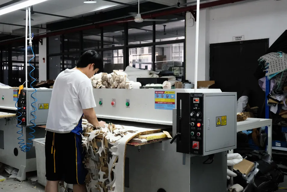 Máquina de corte inteligente CNC