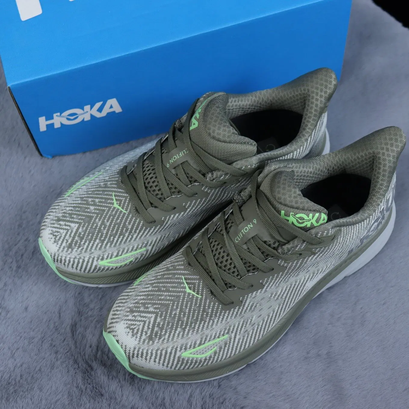 Zapatillas deportivas casuales y de moda Hoka, populares para correr
