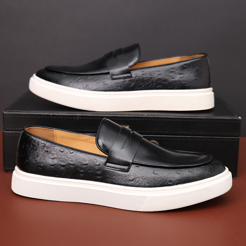 Zapatos de vestir de cuero genuino de alta gama para hombres, estilo británico, mocasines transpirables, zapatos casuales suaves, zapatos de tablero versátiles con diseño ligero
