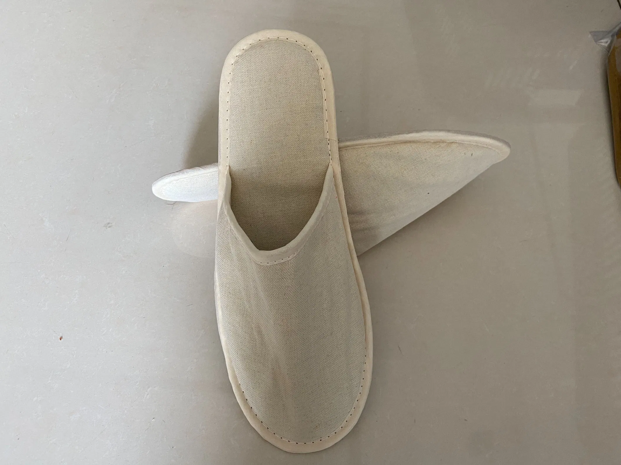 Zapatillas de hotel de alta calidad de un solo uso en conjunto de amenidades