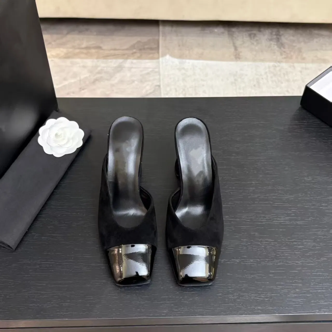 Mules de tacón cuadrado