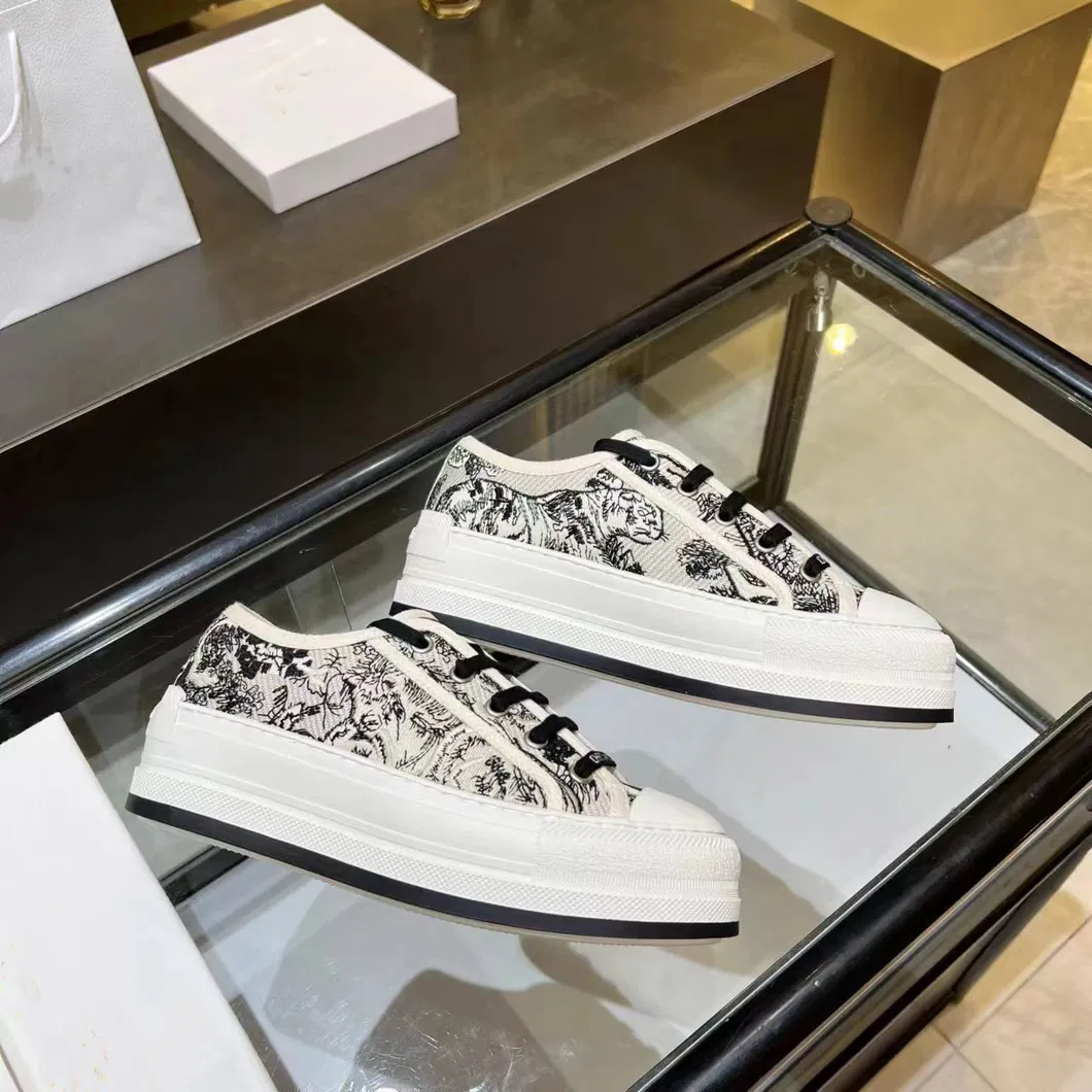 Zapatos de lona de lujo bordados para adultos