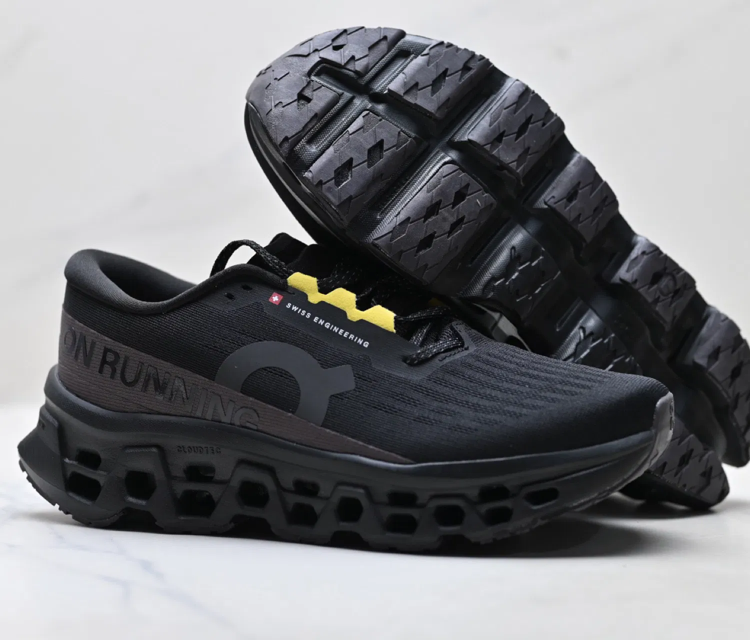 Zapatillas deportivas de espuma de reducción de impacto de material reciclado transpirable para entrenamiento en el gimnasio