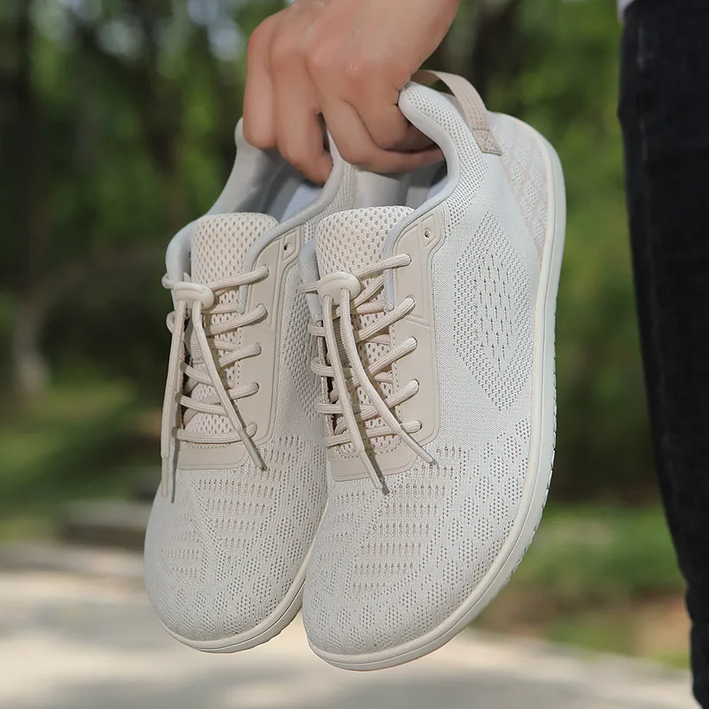 Zapatos ligeros de verano sin cordones para la comodidad de pies anchos