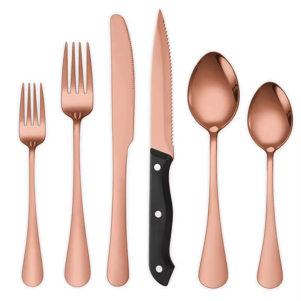 Conjunto de Talheres de Luxo em Aço Inoxidável Personalizado com Logo Preto Elegante para Uso ao Ar Livre, Viagens e Camping. Utensílios de Metal para Comer