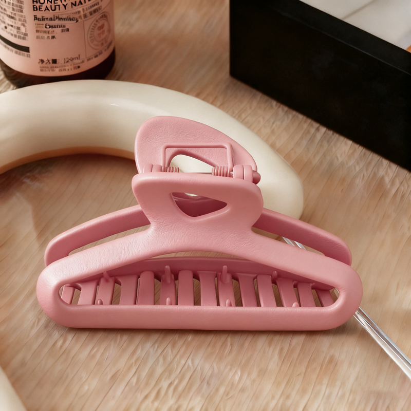 Clips de cabelo em forma de garra de tubarão com pressão suave, design de dentes largos e antideslizante, adequado para cabelos longos e curtos, estilização diária