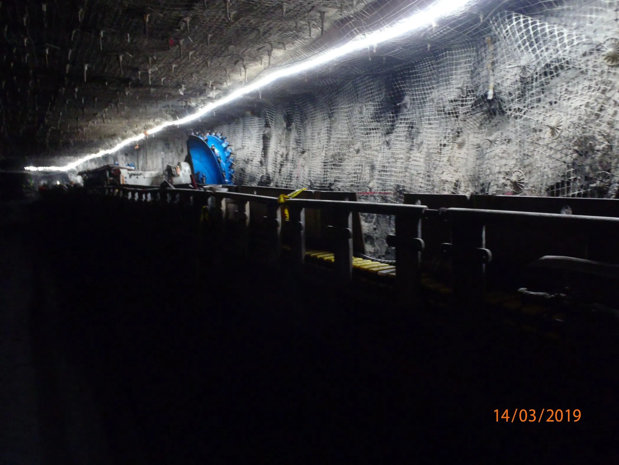 Mine Project for 36V Constant Current IP20/IP65/IP67 Epister 5050SMD 18LEDs/M 1800-6500K Beginning to End Same Brightness LED Strip