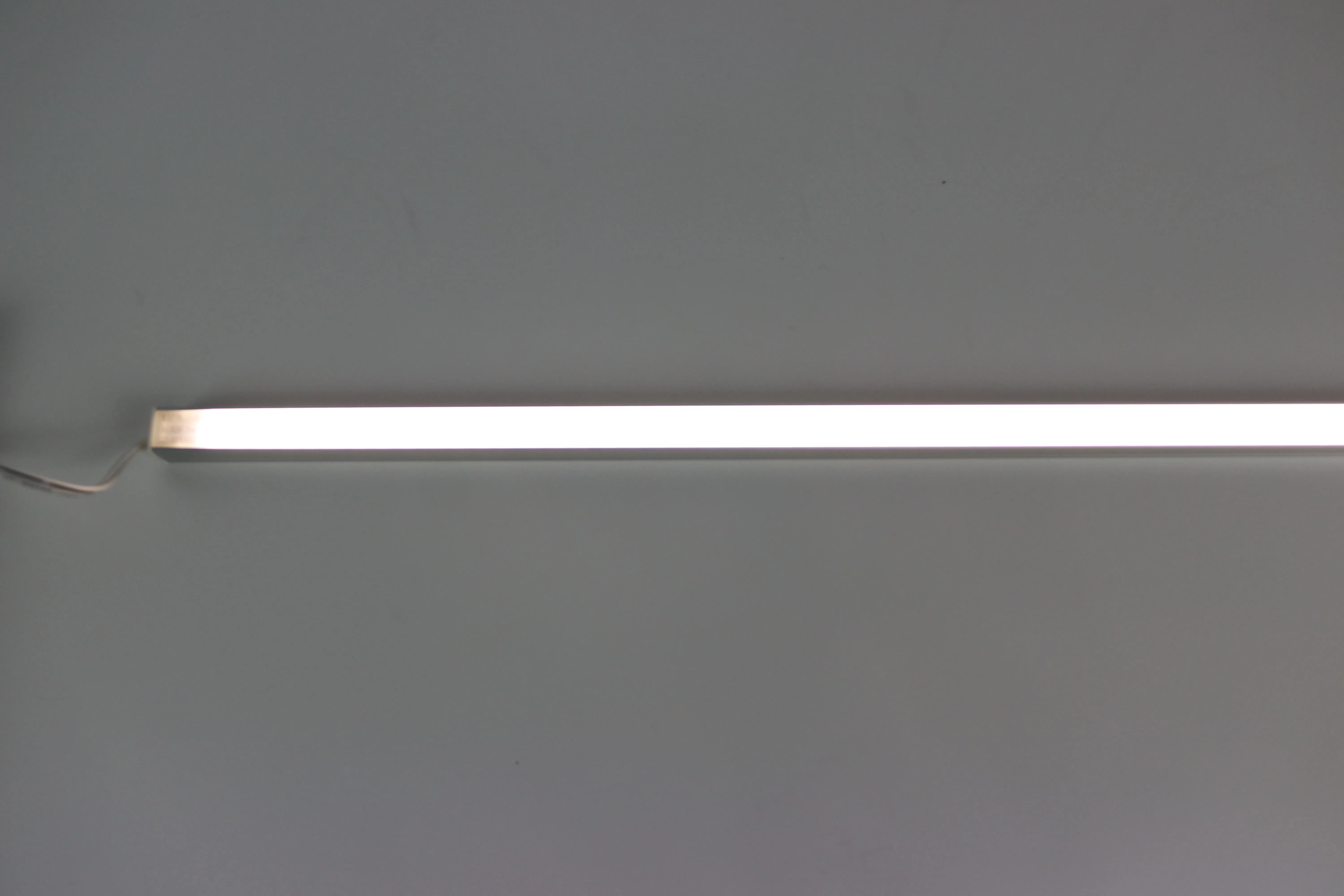 New Style Warm White and Cool White Convrsion LED Rigid Bar