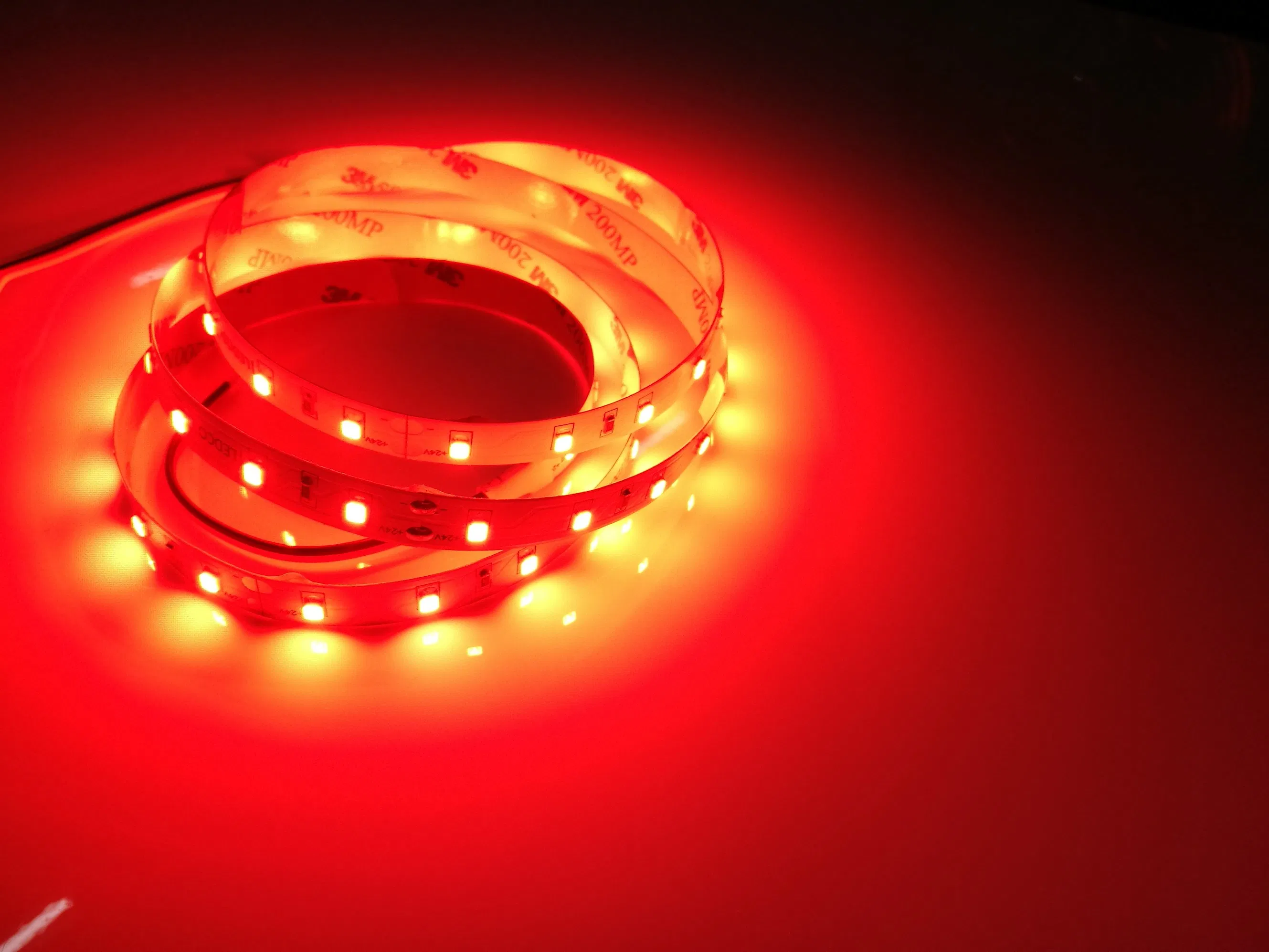 LED Lighting 2835 LED Strip 60d 24V Adhesive 8mm Tape on The Back