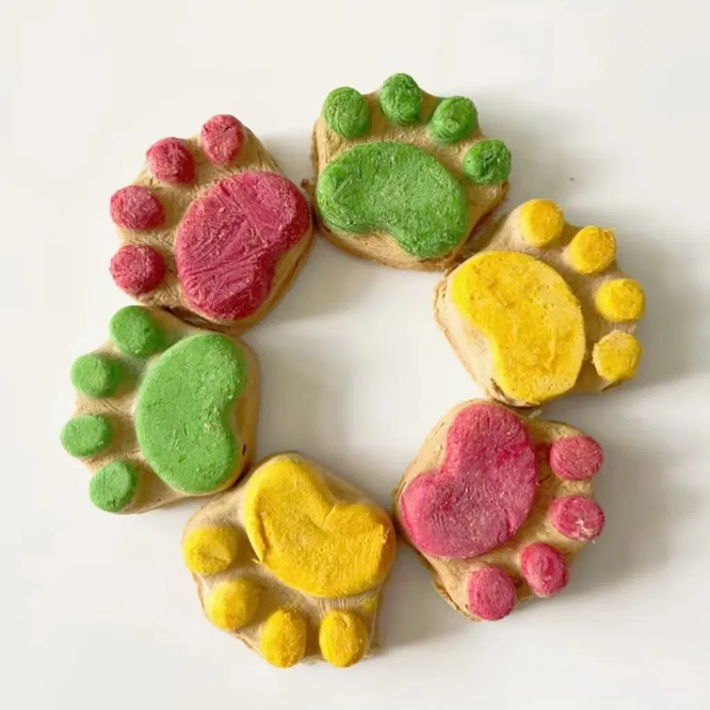 Alimentos para mascotas bajos en grasa galletas deshidratadas en forma de pata bocadillos de yema de huevo