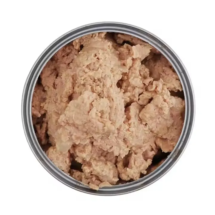 Alimentos enlatados para perros y gatos de alta nutrición