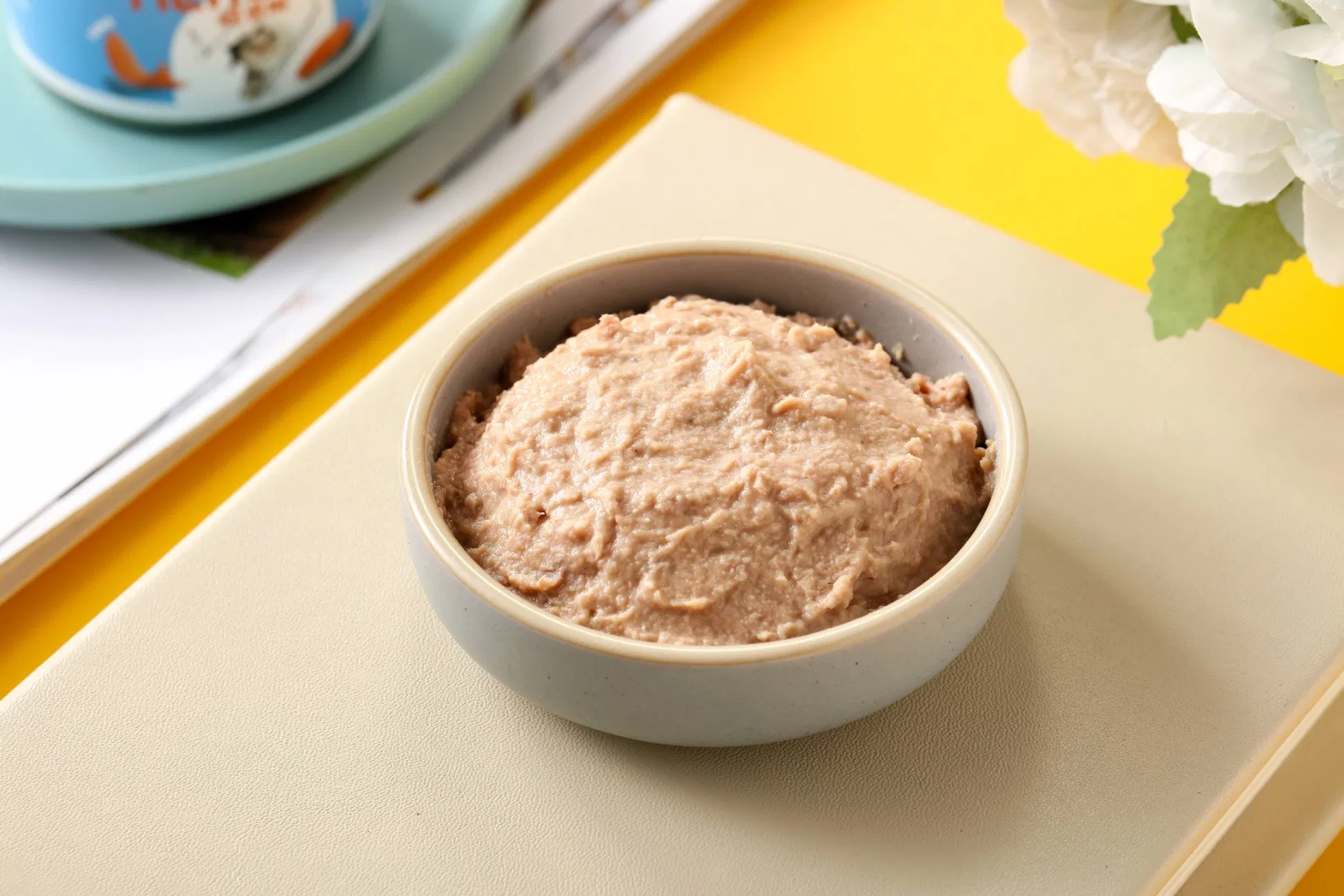 Comida enlatada húmeda para perros y gatos de marca del fabricante