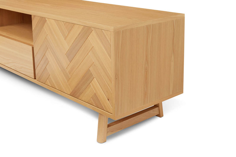 Taylor Entertainment Unit Detail