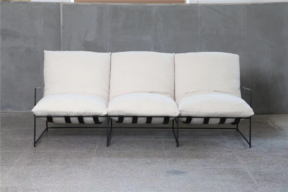 Iron Leisure Chair View 1