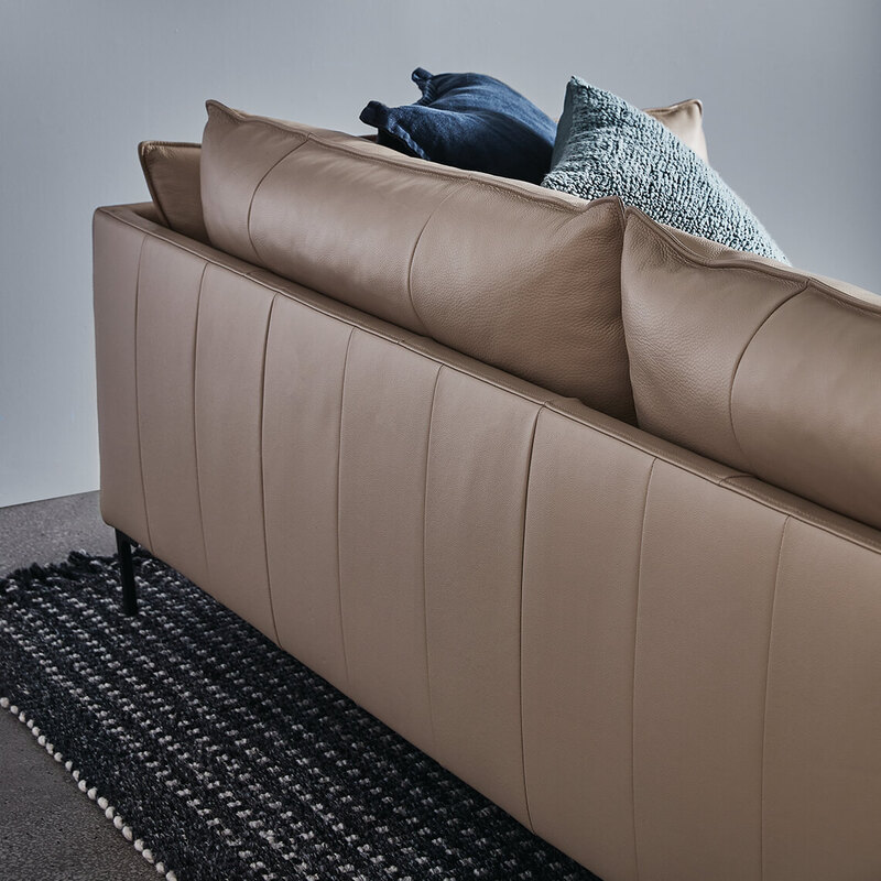 PANAMA Leather Sofa view 5