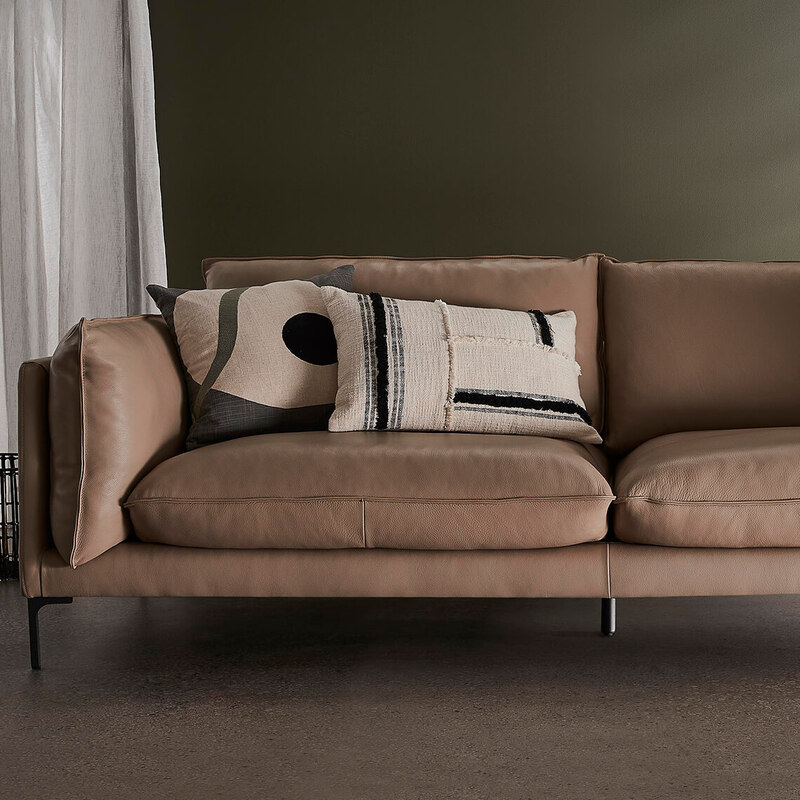 PANAMA Leather Sofa view 2