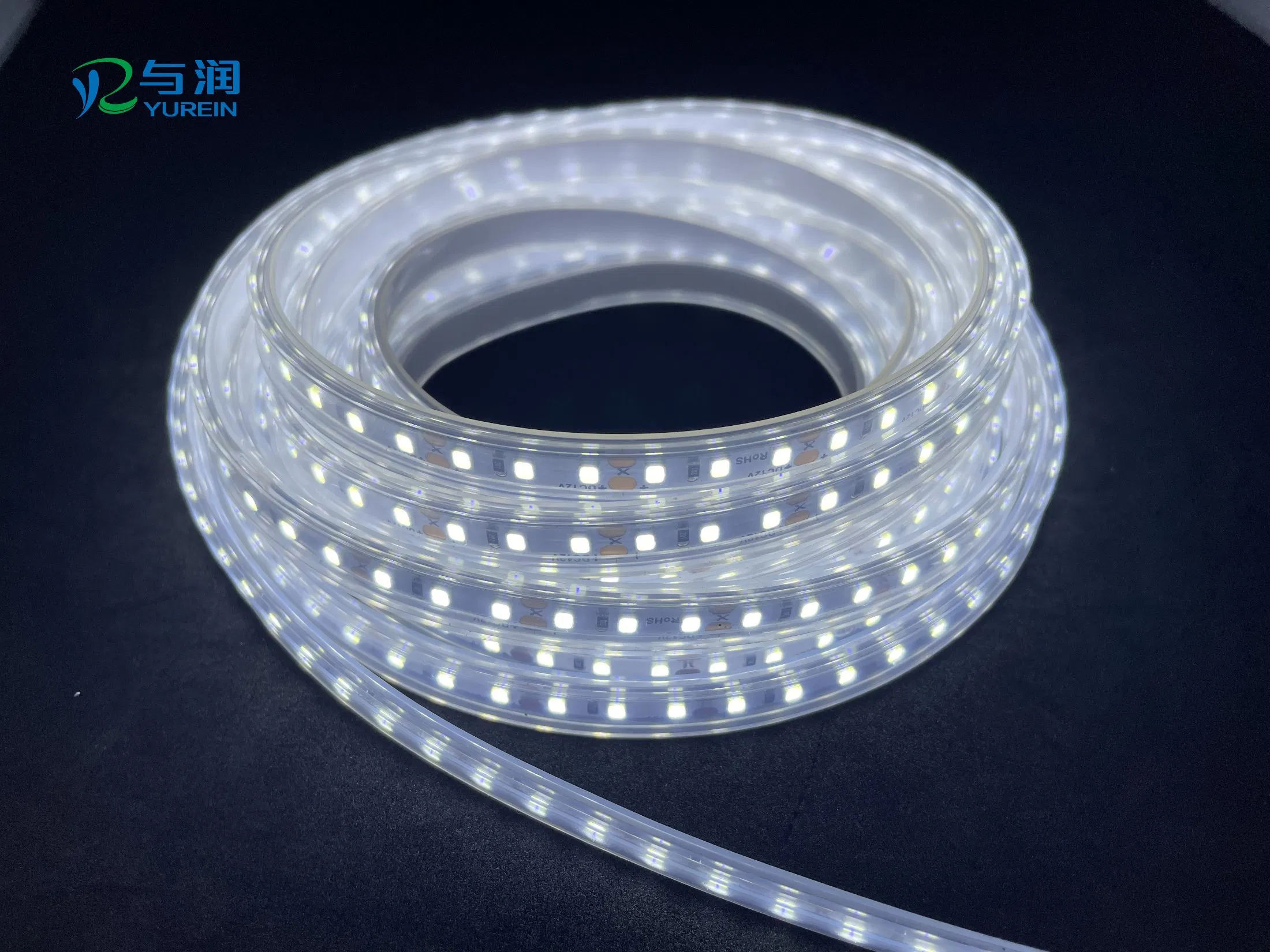 Fitas de LED à Prova d'Água de Alta Brilho 2835 60LEDs