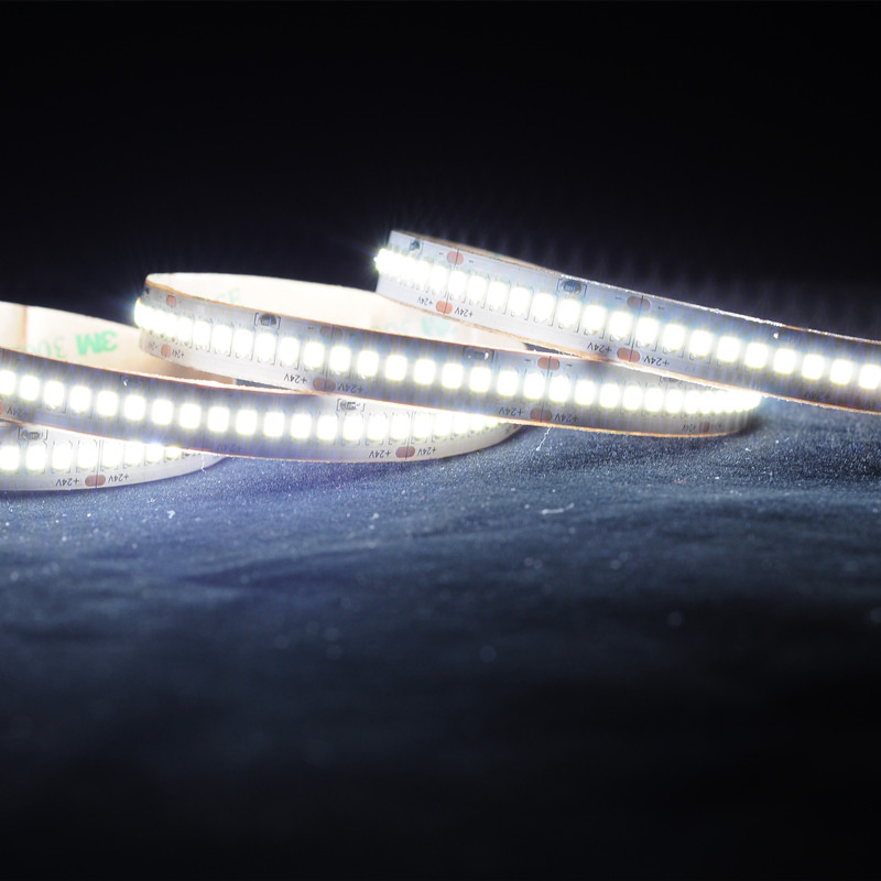 Sem Pontos SMD2835 240LED DC24V LED Strip Branco Quente à Prova d'Água para Exterior