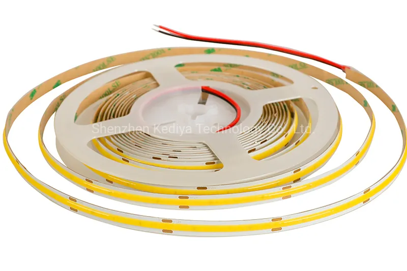 Fita de LED COB Dimmable RGB CCT Versátil para Iluminação Personalizável