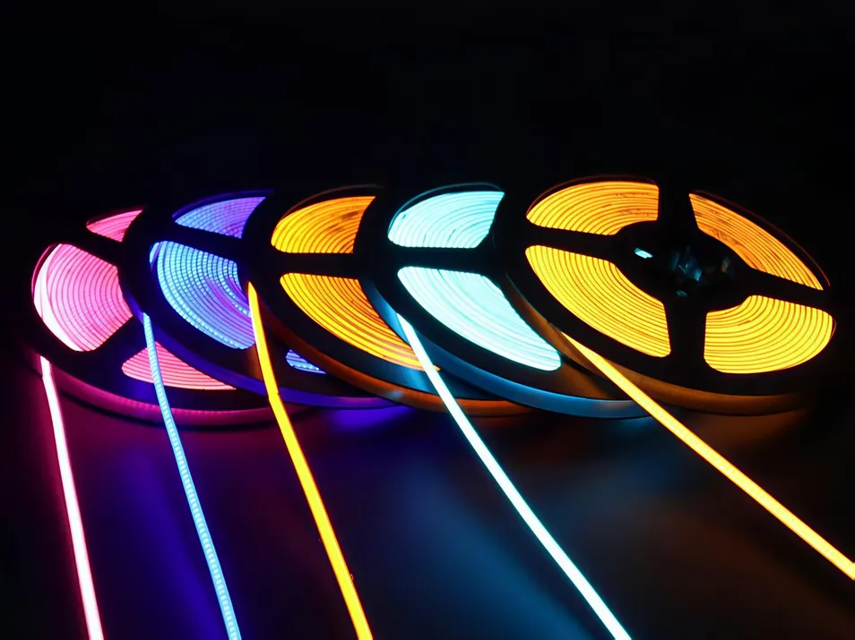 Fita LED RGB Super Brilhante com Controlador USB e CCT Ajustável