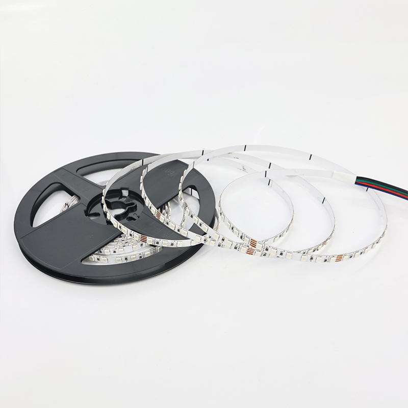 Fita LED RGB Dimmable OEM ODM com Controle Remoto 120LEDs 12W/M 3528
