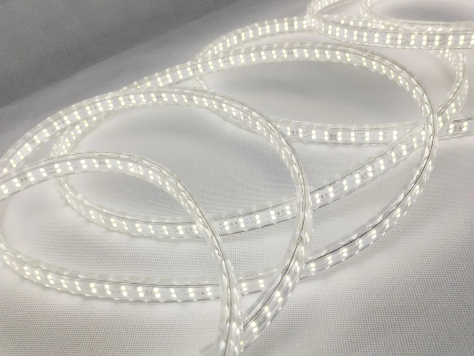 2X180p Fita LED de Iluminação Dupla Lateral Flexível em Tambor 50m Kit Portátil para Iluminação em Canteiro de Obras Uso Interno e Externo