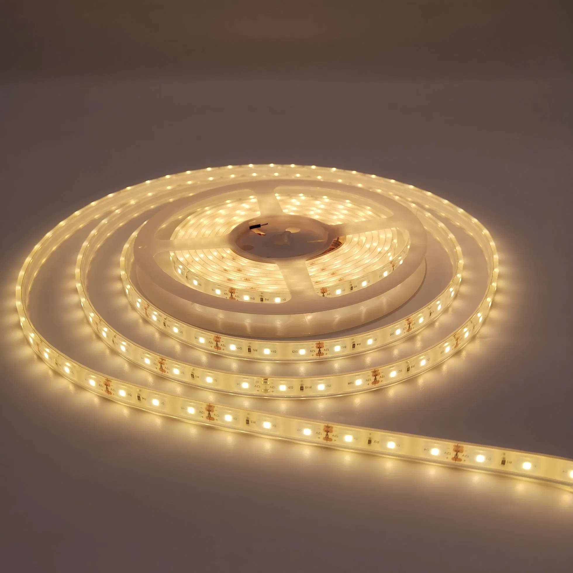 Design Flexível Ecológico Alta Brilho Fita LED para Iluminação Comercial
