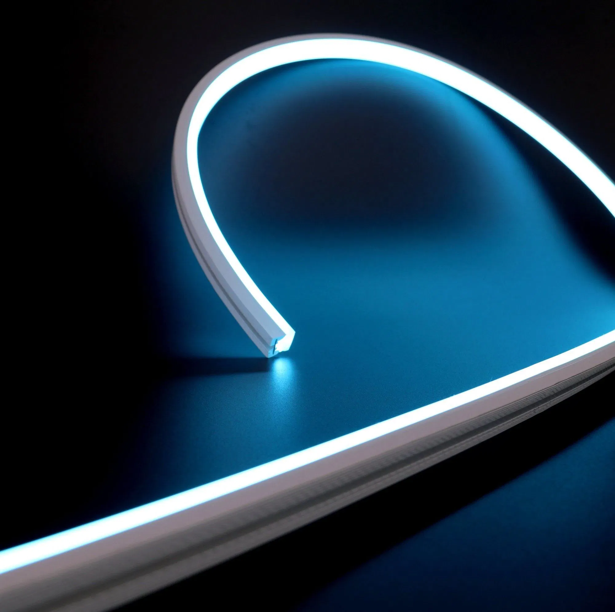Aprovado UL, CE e RoHS Luz de Emissão Três Lados IP67 Fita de LED Neon Flex
