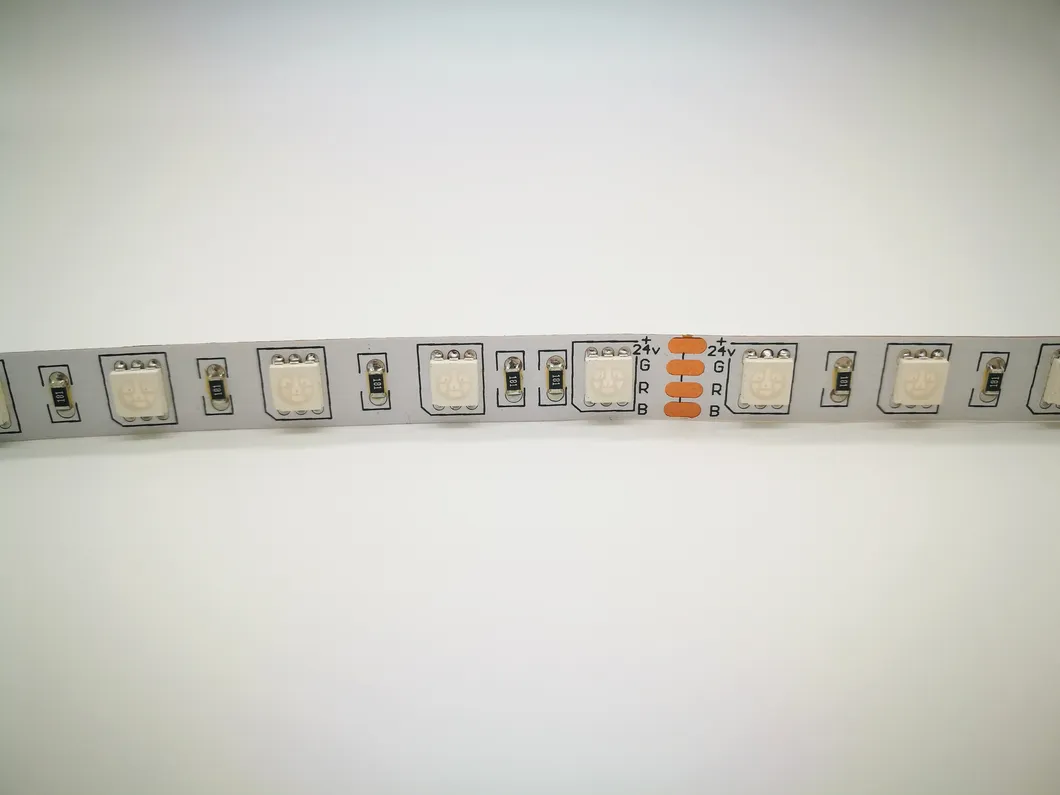 Fita de LED flexível RGB à venda 60LEDs/M, fita LED SMD à prova d'água para iluminação de fundo de TV e decoração de casa