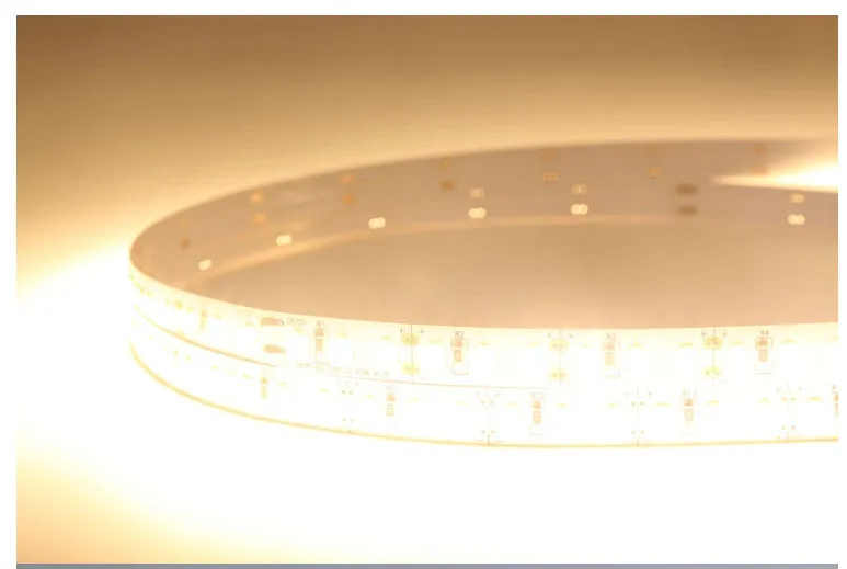 12V/24V Faixa de LED Ultra Fina Personalizada SMD2835 Luz de Fita 120LEDs/M