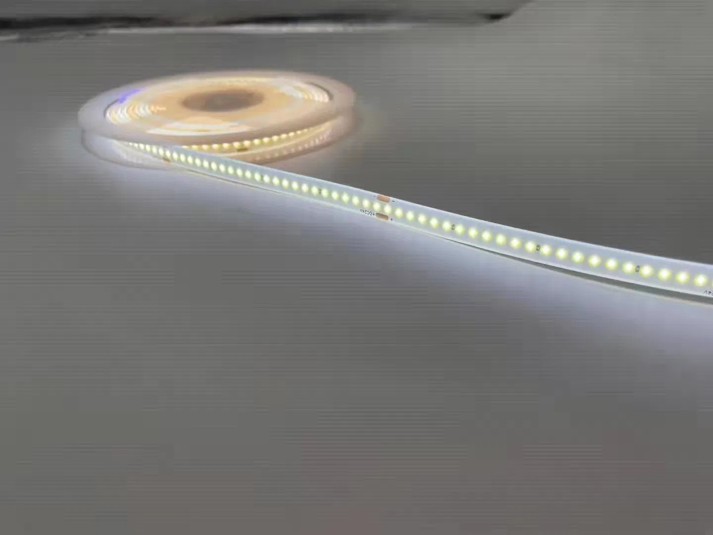 5m DC24V Fita LED COB 80 160 240LEDs Luzes COB LED Flexíveis de Alta Densidade CRI 80 CCT Fita LED Fita LED