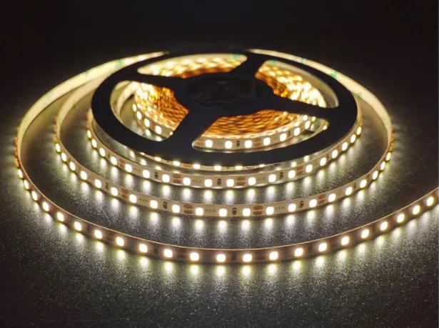 Fitas de LED RGB para Economia de Energia 12V para Espaços Internos