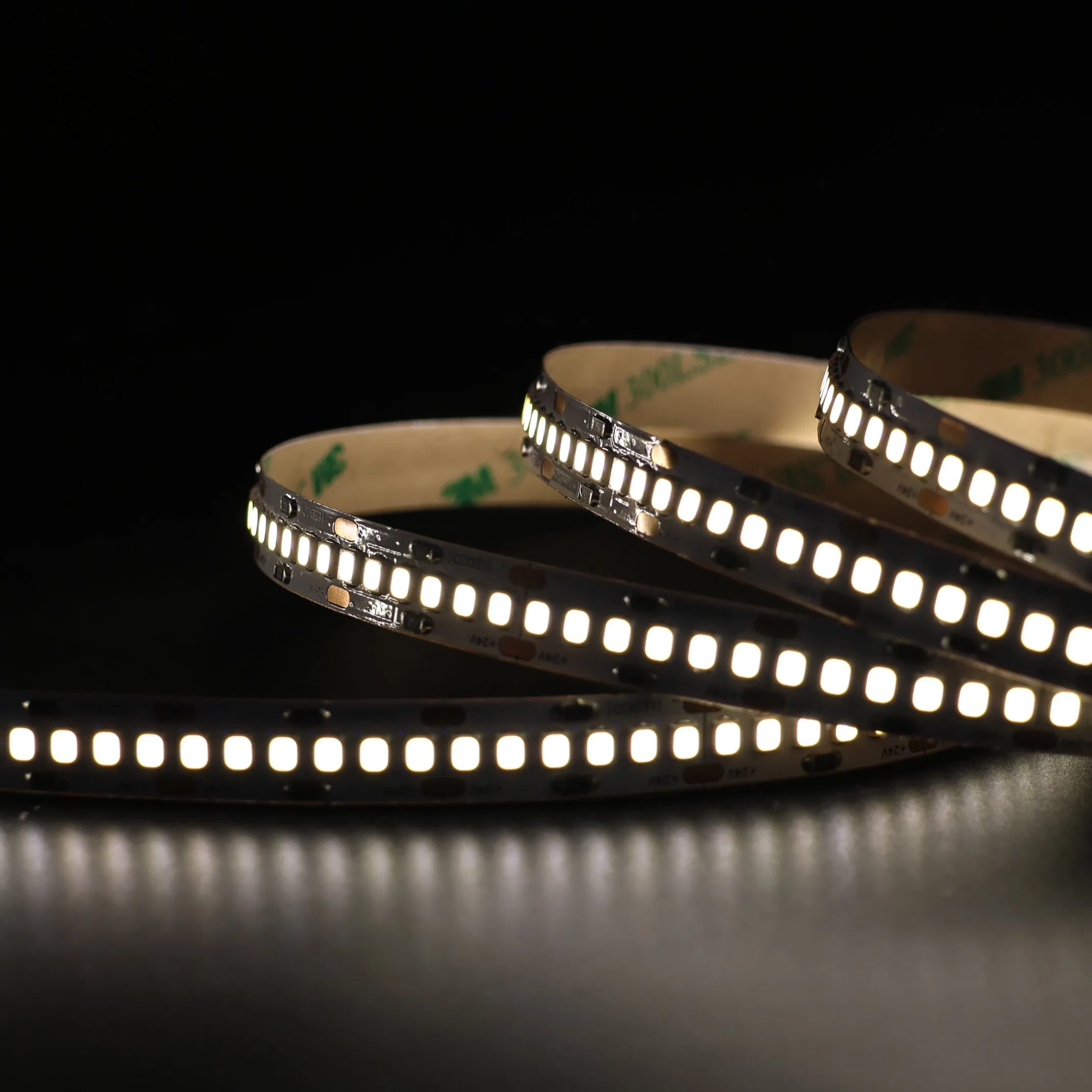 Fita de LED Flexível à Prova d'Água 60 120 240 LEDs/m RGBW Alta Brilho Fita de LED Cortável Controle Inteligente Luz de Fundo para TV Decoração de Casa Iluminação